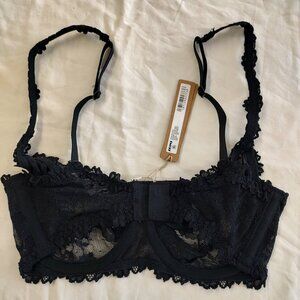 Skims Fits Everybody Lace Scoop Unlined Underwire Bra US Size 32 D Onyx color